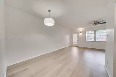 101 SW 132nd Way #104J, Pembroke Pines, FL 33027 - Photo 18