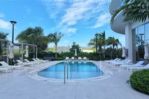 2411 Laguna Cir, North Miami, FL 33181 - Photo 30