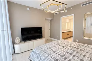 2411 Laguna Cir, North Miami, FL 33181 - Photo 8