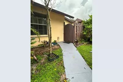 112 Fox Rd #2-50, Hollywood, FL 33024 - Photo 20
