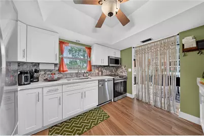 7235 Southgate Blvd, Margate, FL 33068 - Photo 16