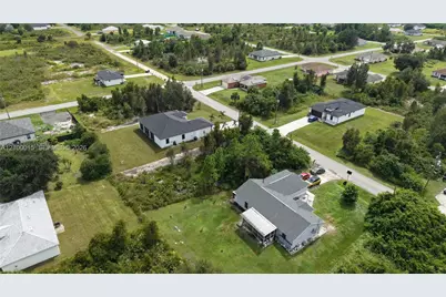 3004 58th St W, Lehigh Acres, FL 33971 - Photo 12