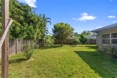 1228 SW 1st Ter, Pompano Beach, FL 33060 - Photo 30
