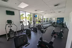 100 Bayview Dr, Sunny Isles Beach, FL 33160 - Photo 20