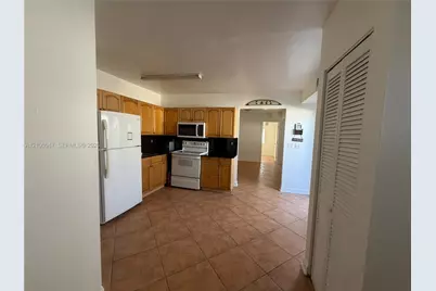 1639 Mayo St #1639, Hollywood, FL 33020 - Photo 2