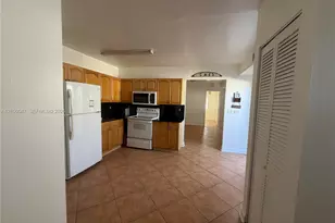 1639 Mayo St, Hollywood, FL 33020 - Photo 2