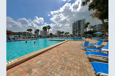 2500 Parkview Dr #1705, Hallandale Beach, FL 33009 - Photo 32