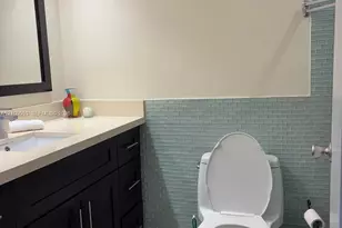 5401 Collins Ave, Miami Beach, FL 33140 - Photo 10