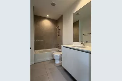 529 SW 11th St #203, Miami, FL 33129 - Photo 24
