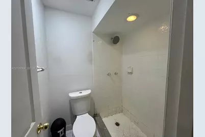 2481 NW 56th Ave #9-16, Lauderhill, FL 33313 - Photo 4