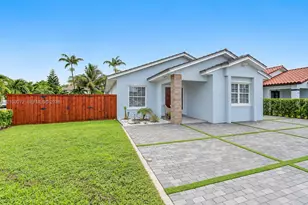 11330 SW 143rd Ct, Miami, FL 33186 - Photo 2