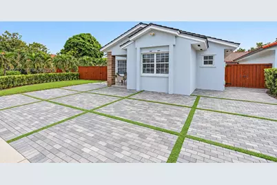 11330 SW 143rd Ct, Miami, FL 33186 - Photo 4