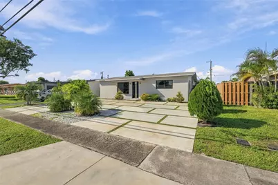 8921 NW 25th Ct, Sunrise, FL 33322 - Photo 1