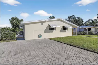 6717 Farragut St, Hollywood, FL 33024 - Photo 2