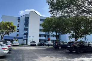 9440 Fontainebleau Blvd, Miami, FL 33172 - Photo 1