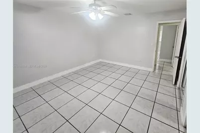 3501 SW 12 St #3501, Miami, FL 33135 - Photo 4