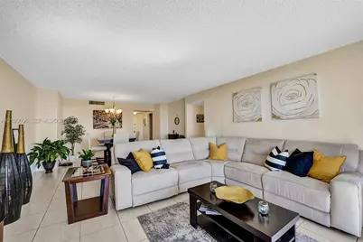 2500 Parkview Dr #1716, Hallandale Beach, FL 33009 - Photo 4