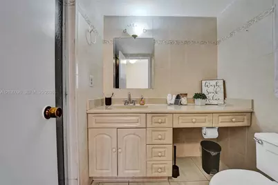 2500 Parkview Dr #1716, Hallandale Beach, FL 33009 - Photo 10