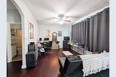 7683 NW 19th St, Pembroke Pines, FL 33024 - Photo 10