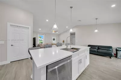 314 NW 25th Place #314, Cape Coral, FL 33993 - Photo 8