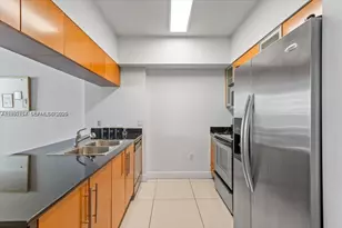 1750 N Bayshore Dr, Miami, FL 33132 - Photo 2