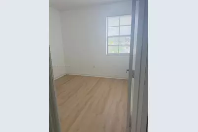 11347 SW 250th Ter, Homestead, FL 33032 - Photo 4
