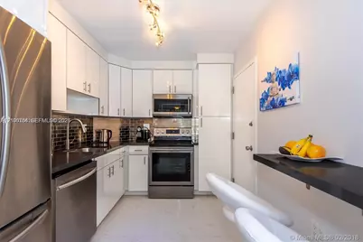 300 Bayview Dr #1102, Sunny Isles Beach, FL 33160 - Photo 12