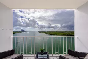 300 Bayview Dr, Sunny Isles Beach, FL 33160 - Photo 26