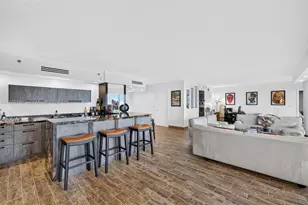 7000 Island Blvd, Aventura, FL 33160 - Photo 20