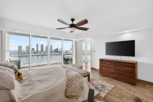 7000 Island Blvd, Aventura, FL 33160 - Photo 36