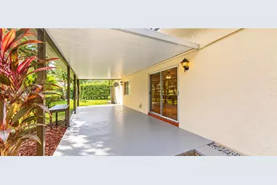 130 SE 10th St #130, Hallandale Beach, FL 33009 - Photo 12
