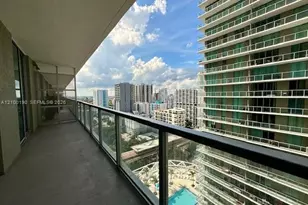 79 SW 12th St, Miami, FL 33130 - Photo 8