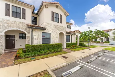 24649 SW 117th Path, Homestead, FL 33032 - Photo 2