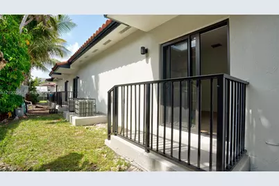 1330 NW 5th St #2, Miami, FL 33125 - Photo 24