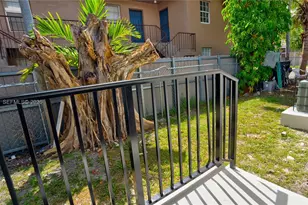 1330 NW 5th St, Miami, FL 33125 - Photo 22