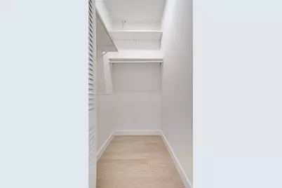1330 NW 5th St #2, Miami, FL 33125 - Photo 20