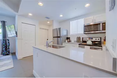 346 NW 35th St #3, Miami, FL 33127 - Photo 8