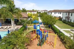 20658 NE 2nd Ct, Miami, FL 33179 - Photo 32