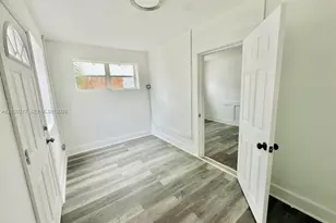 524 NW 35th St, Miami, FL 33127 - Photo 6