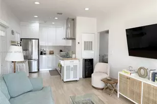 8401 Crespi Blvd, Miami Beach, FL 33141 - Photo 8