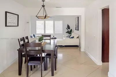 10911 Taft St, Pembroke Pines, FL 33026 - Photo 6