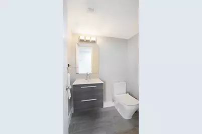 6900 Bay Dr #8K, Miami Beach, FL 33141 - Photo 12