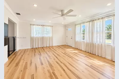 304 SW 6th Ave, Boynton Beach, FL 33435 - Photo 4