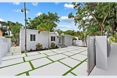 2810 SW 12th St, Miami, FL 33135 - Photo 2