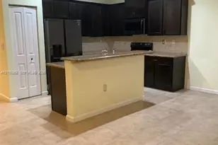 242 SW 7th Ct, Pompano Beach, FL 33060 - Photo 12
