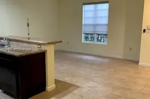 242 SW 7th Ct, Pompano Beach, FL 33060 - Photo 10