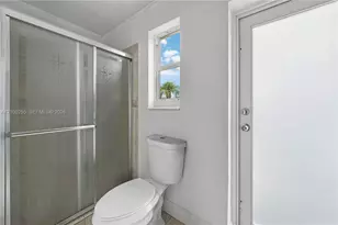 6451 Scott St, Hollywood, FL 33024 - Photo 14