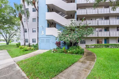 1100 Colony Point Cir #504, Pembroke Pines, FL 33026 - Photo 22