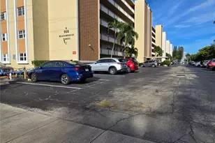 900 NE 12th Ave, Hallandale Beach, FL 33009 - Photo 8