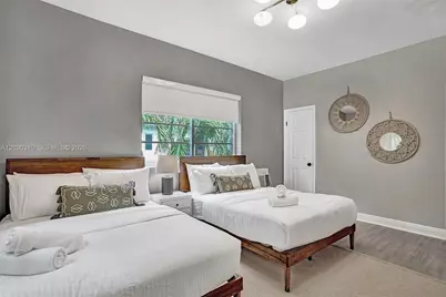 [Address not provided], Miami Beach, FL 33139 - Photo 26